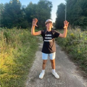 Meet your Posher, Conner